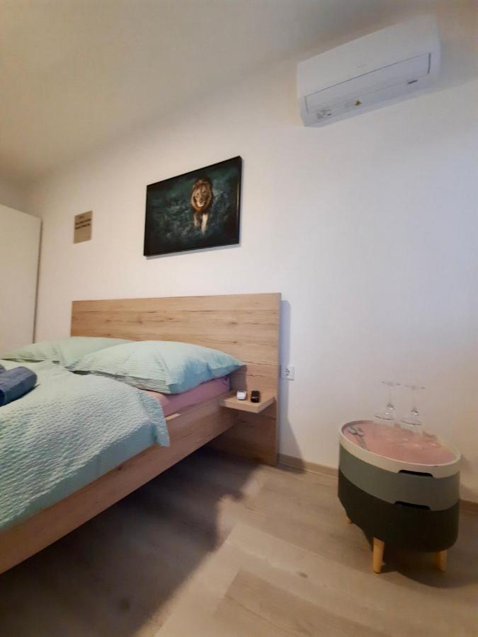 Rooms Optim Птуй Екстер'єр фото